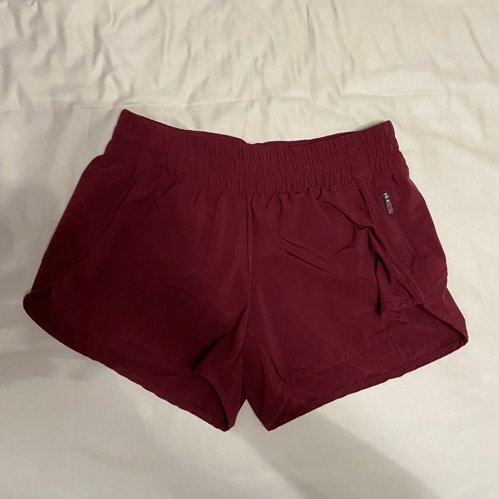 Lululemon Tracker Short V 4”